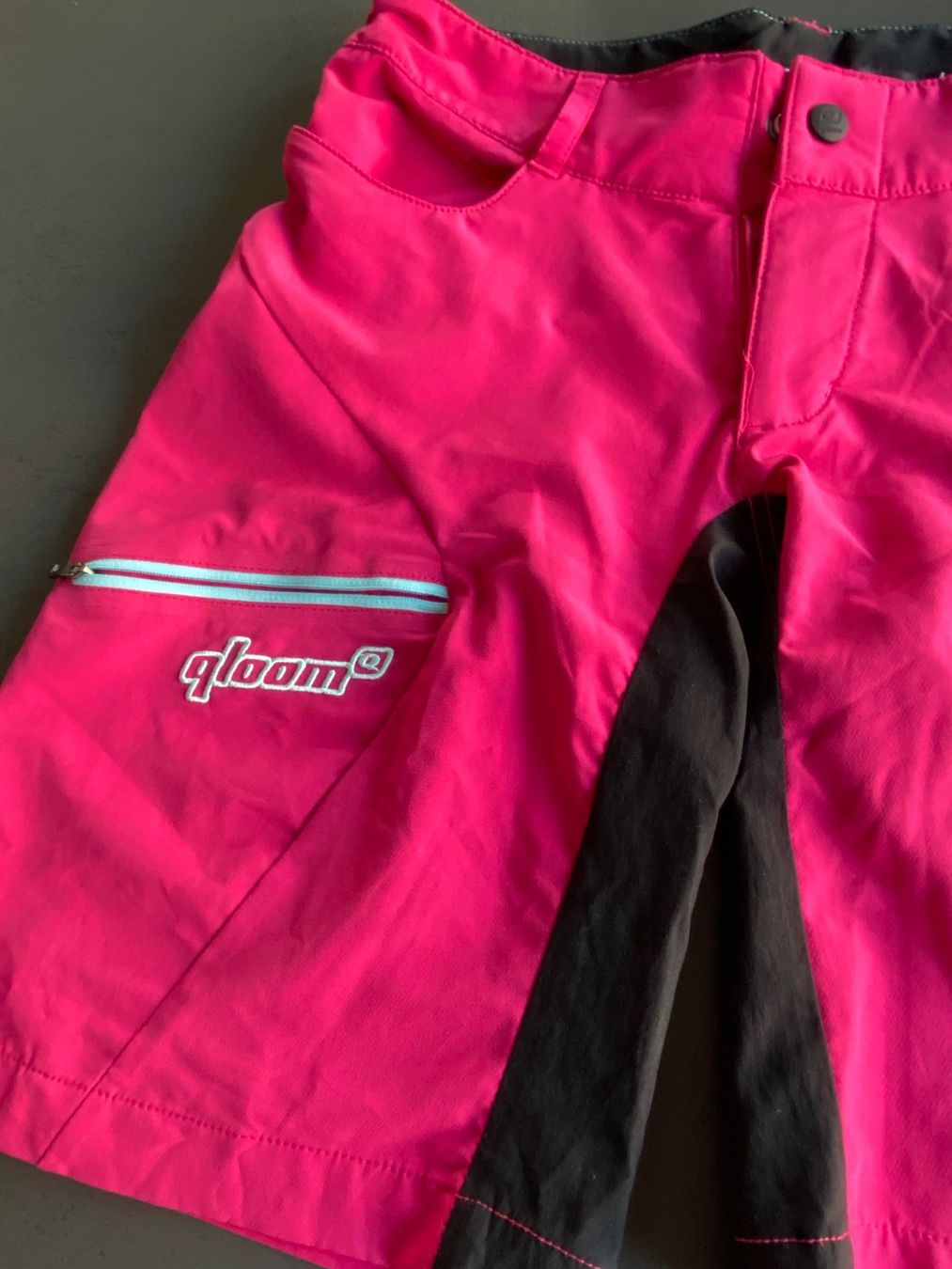 Qloom Pantaloni: Qloom Bikehose – Usato da Frauenfeld venduto da Chgunti 1