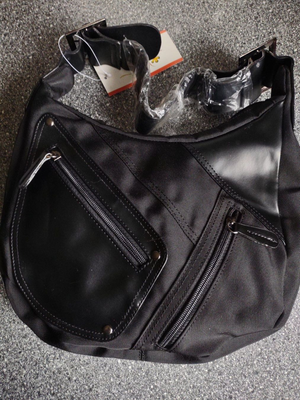 Borse da donna: Kleine Handtasche Neu – Nuovo (secondo la descrizione) da Montlingen venduto da Nikita-Sidney