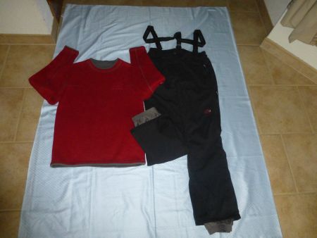 Hose und Pullover für Damen von Mammut