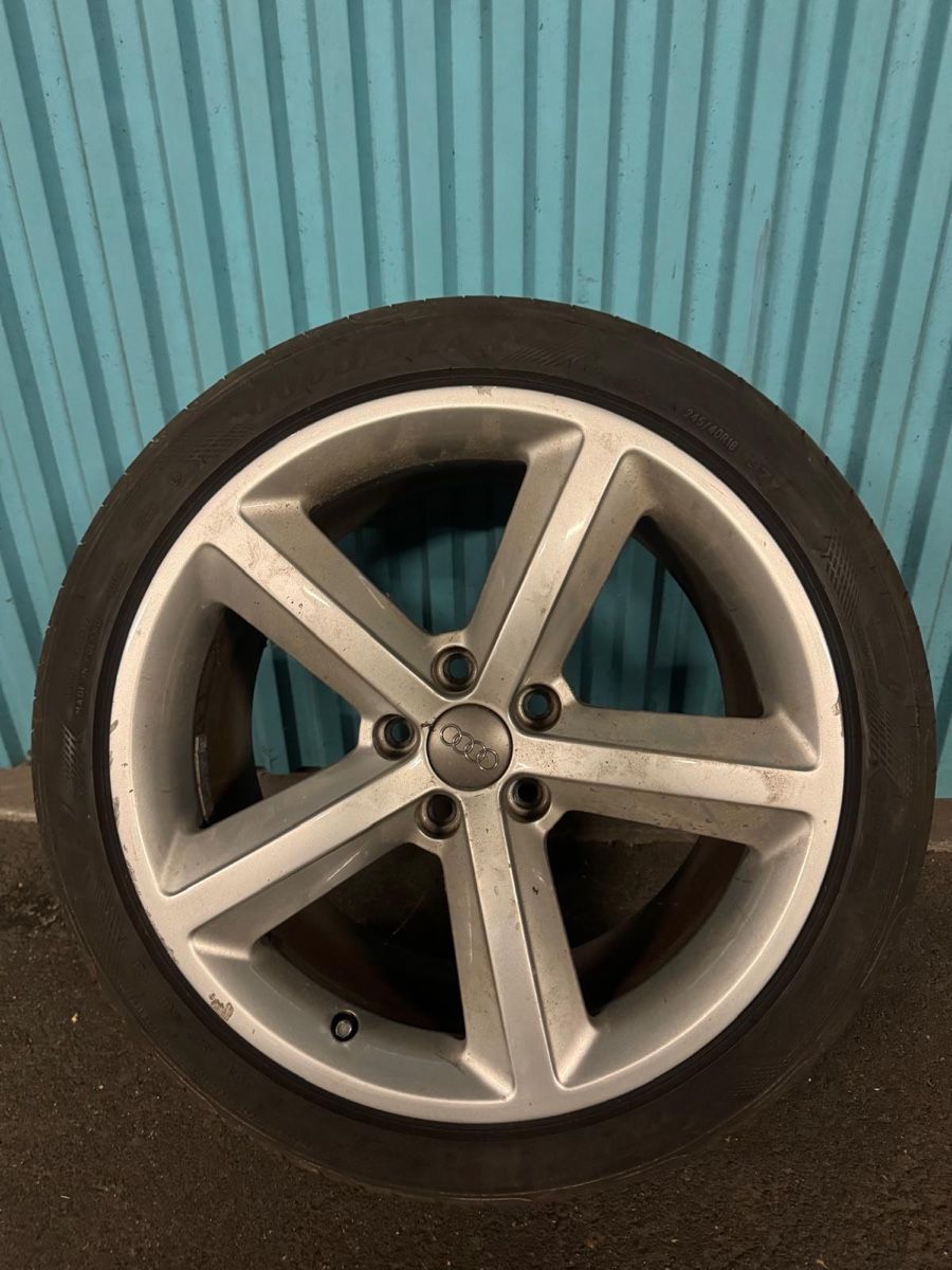 Audi Jantes: Audi TT roue complète – D'occasion à Vuisternens-Romont par mika_1990