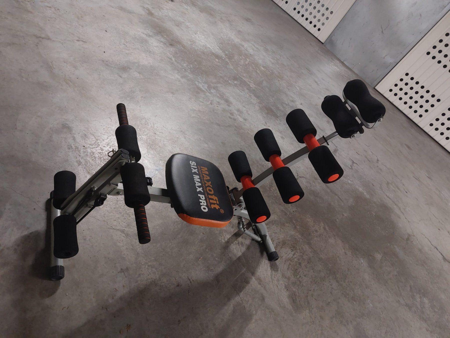 Hometrainer: MAXOFIT  SIX MAX PRO – Gebraucht aus Châtelaine von Lecce63