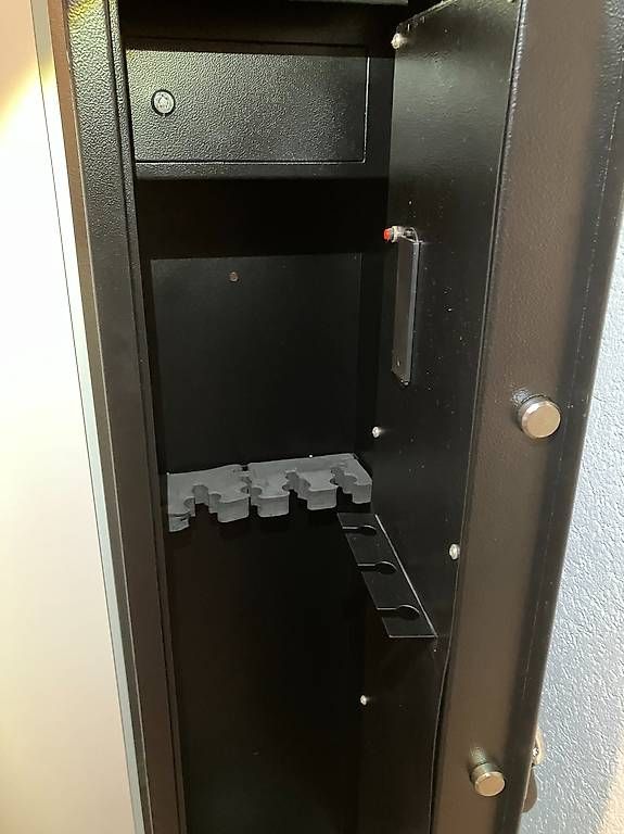 Coffre-fort: RIEFFEL Waffenschrank – D'occasion à Hämikon par Driver68 4