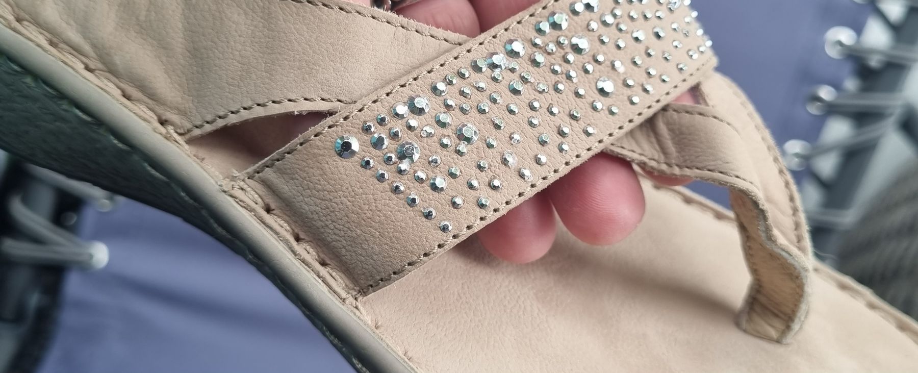 Scarpe da donna: Flip-flop Leder von easystreet – Usato da unterägeri venduto da ursiou 3