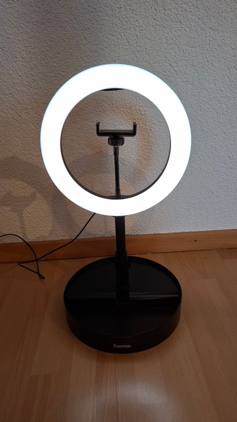 Hama Lampade: Hama SpotLight FoldUp Ringleuchte – Usato da Wallisellen venduto da fre_fnc7
