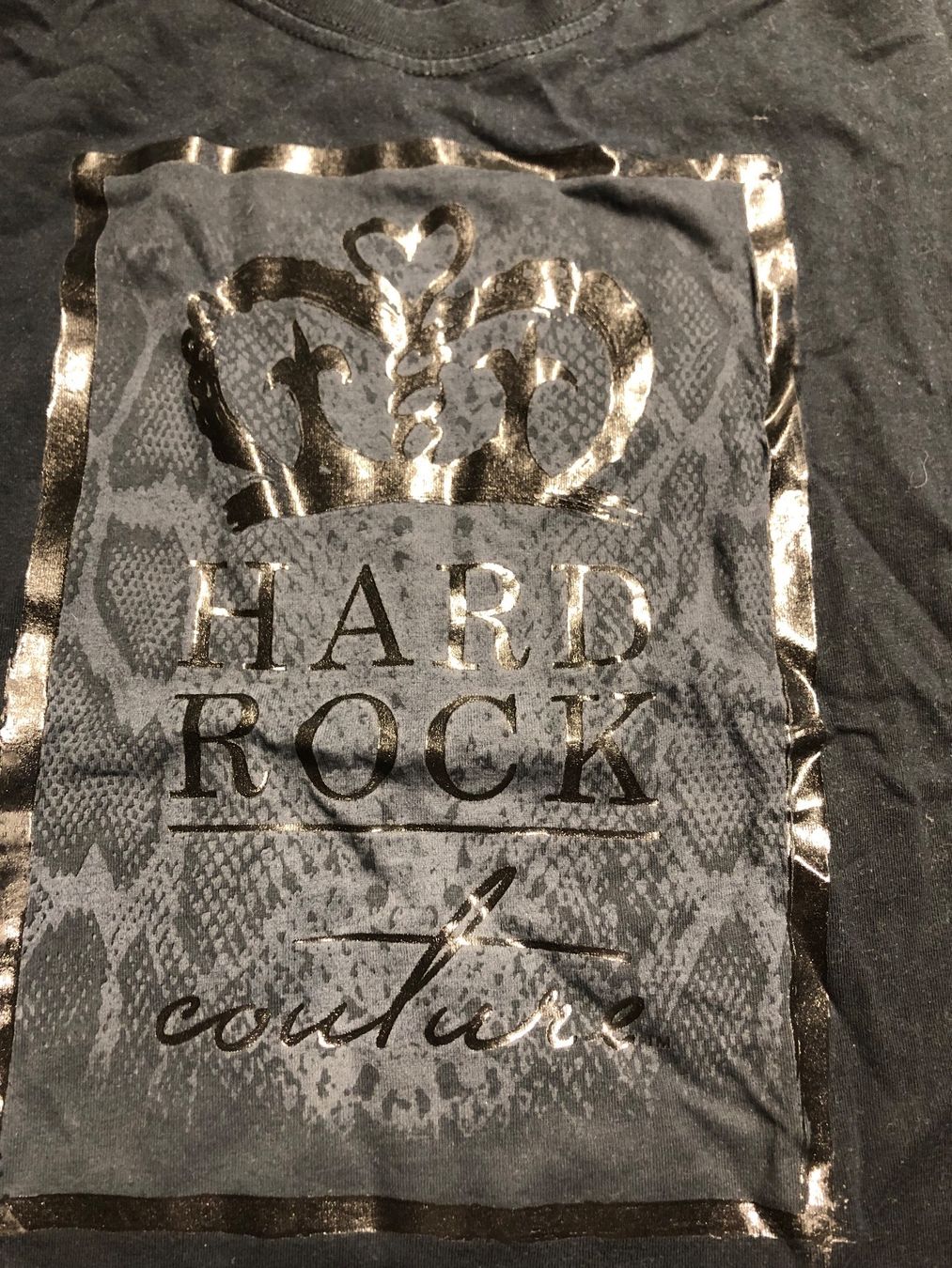 Hard Rock Cafe T-shirt: T-Shirt - Hard Rock Davos - Grösse S – Nuovo (secondo la descrizione) da Oberuzwil venduto da jabano 1