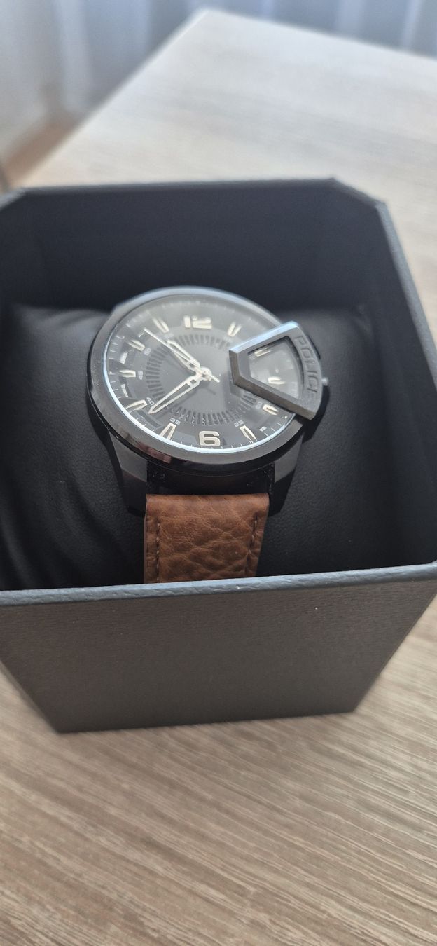 Police Montres: Police Watch – Neuf (Voir description) à Bülach par YSF90 2