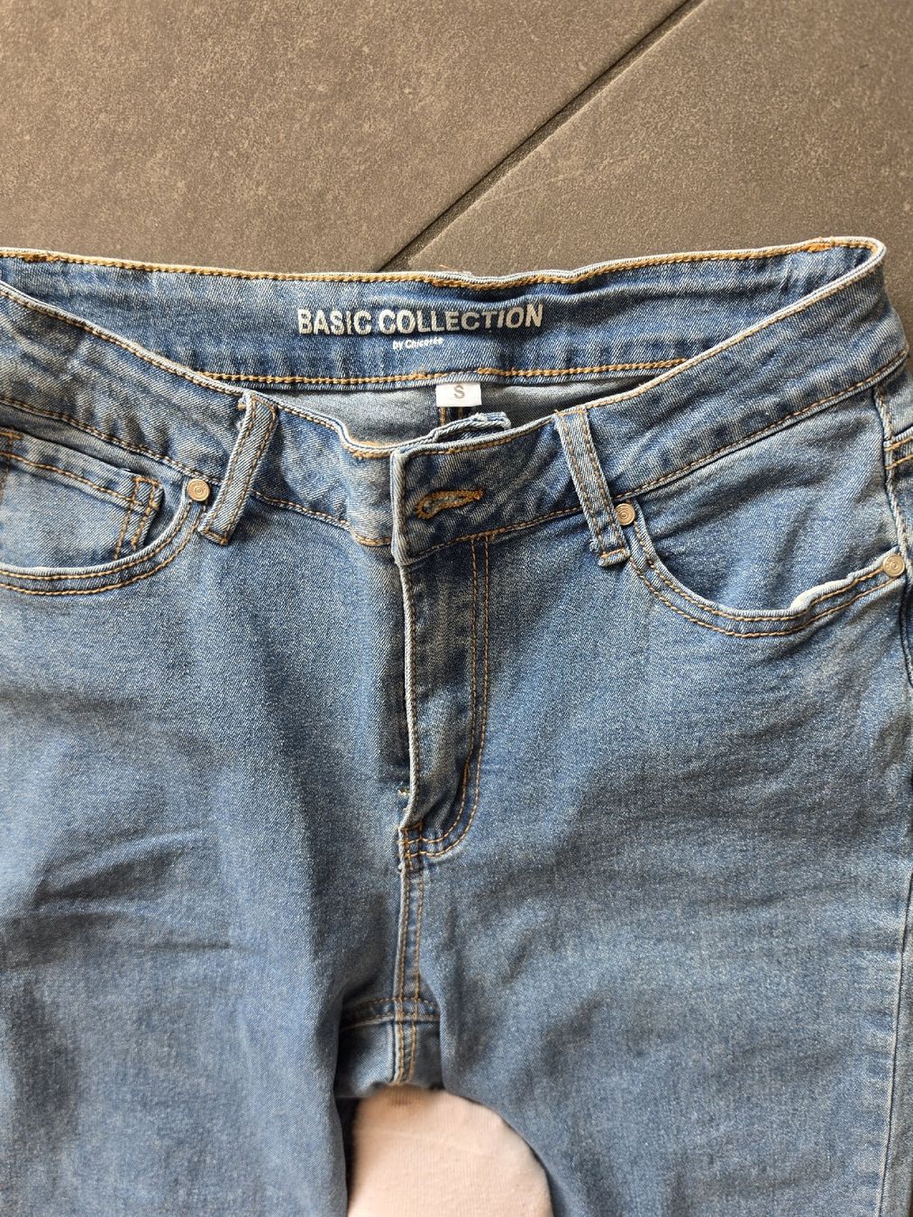 C&A Jeans: Jeans Shorts Basic Collection blau Grösse S  – Usato da Luzern venduto da oli_6x2r 1