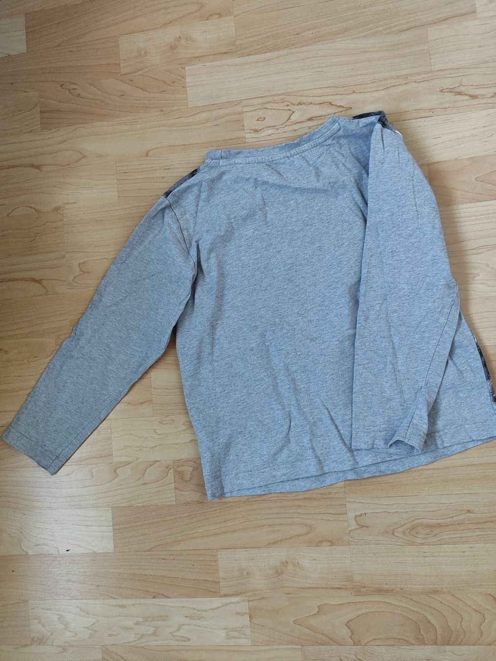 Pullover & Sweatshirts: Cooler Wolf Pullover, Sweatshirt Gr. 140 – Gebraucht aus Seon von Mandes1 3