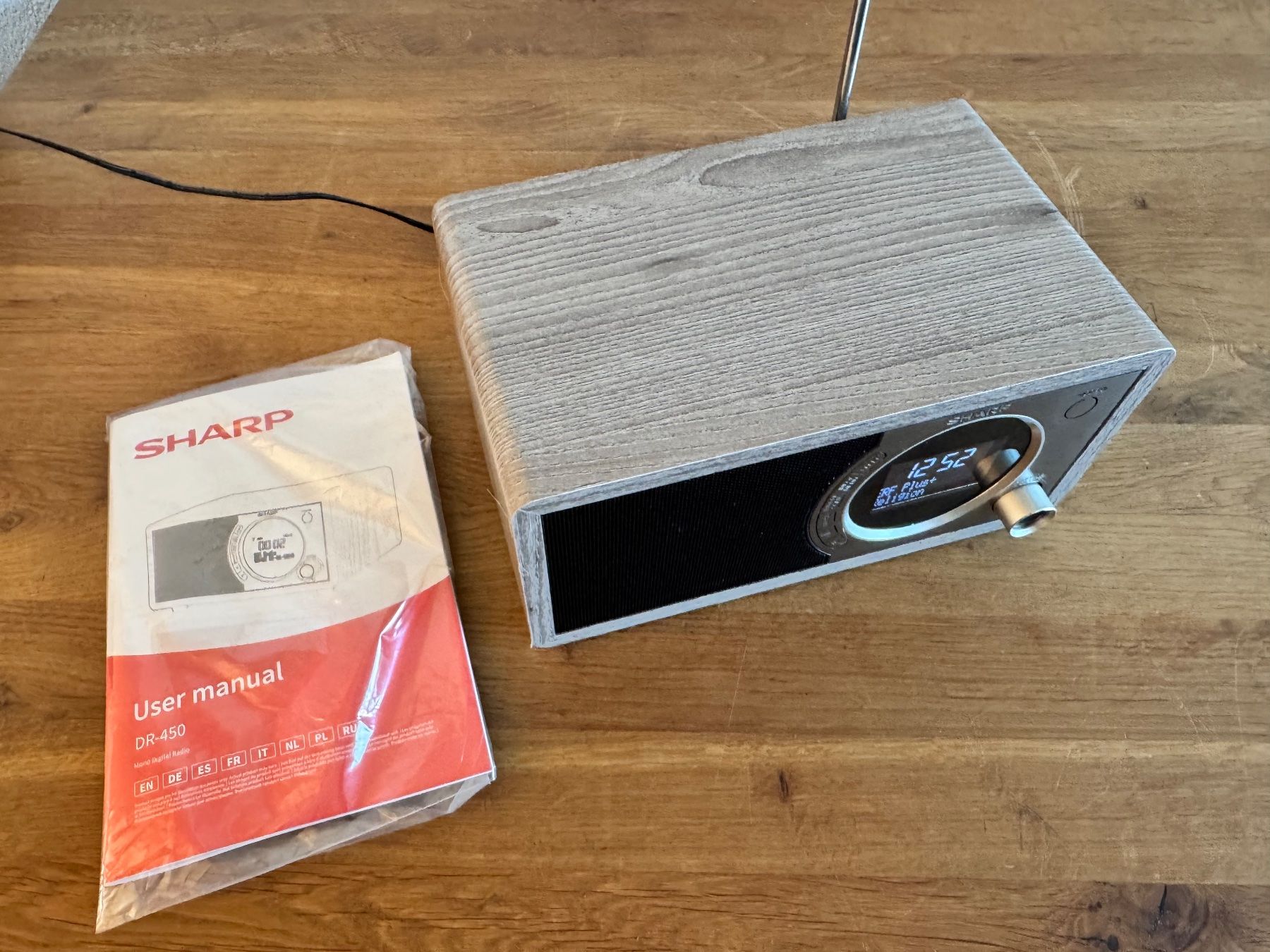 Sharp Radio: Sharp DAB+ Radio DR-450 Grau – Usato da Frauenfeld venduto da dilili 1
