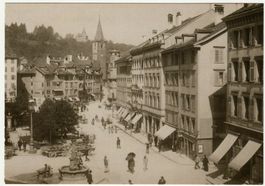 St. Gallen;  Blick auf die belebte Marktgasse - um 1900