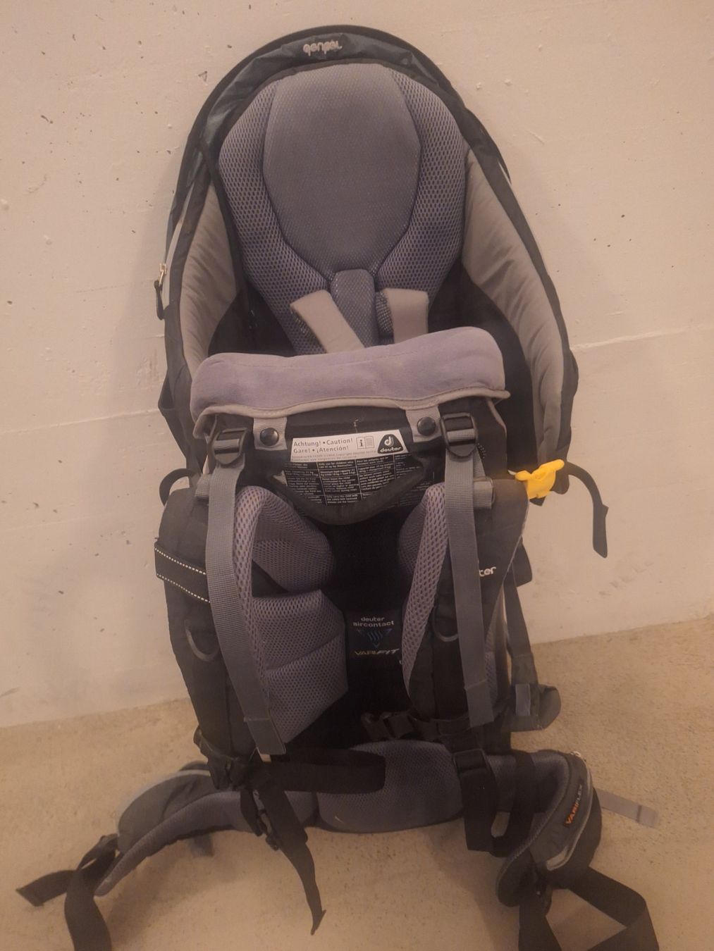Deuter Marsupi portabebè: Deuter Kid comfort 3 – Usato da Bubendorf venduto da SeliniC