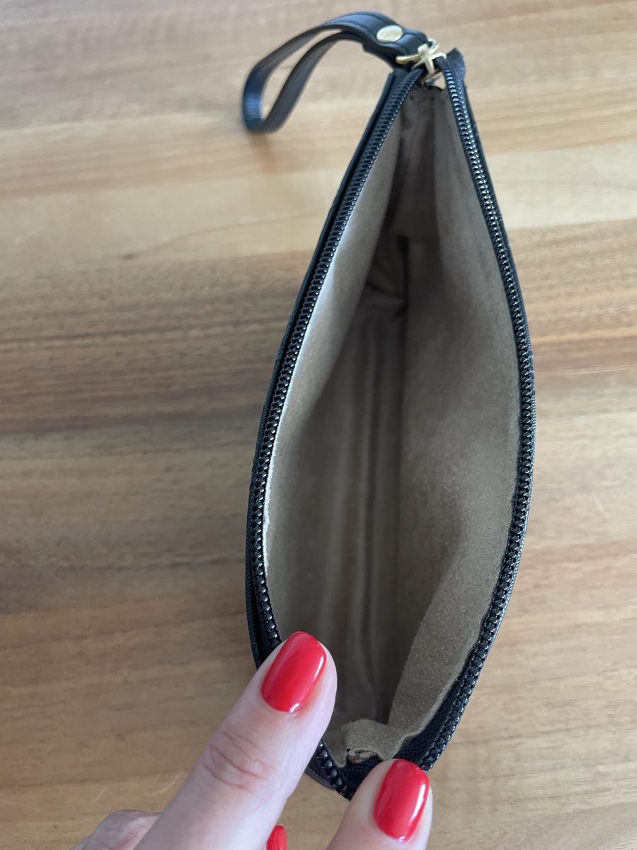 Maison Mollerus Taschen: Maison Mollerus Clutch mit Handschlaufe – Gebraucht aus Schönenberg ZH von Zaubermuus 3