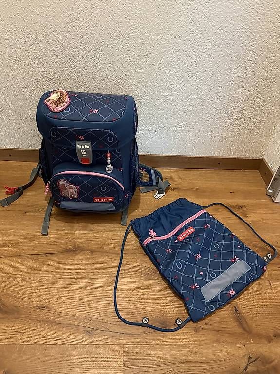 Kindertaschen: Schulrucksack Step by Step Set – Gebraucht aus Schaffhausen von stella474