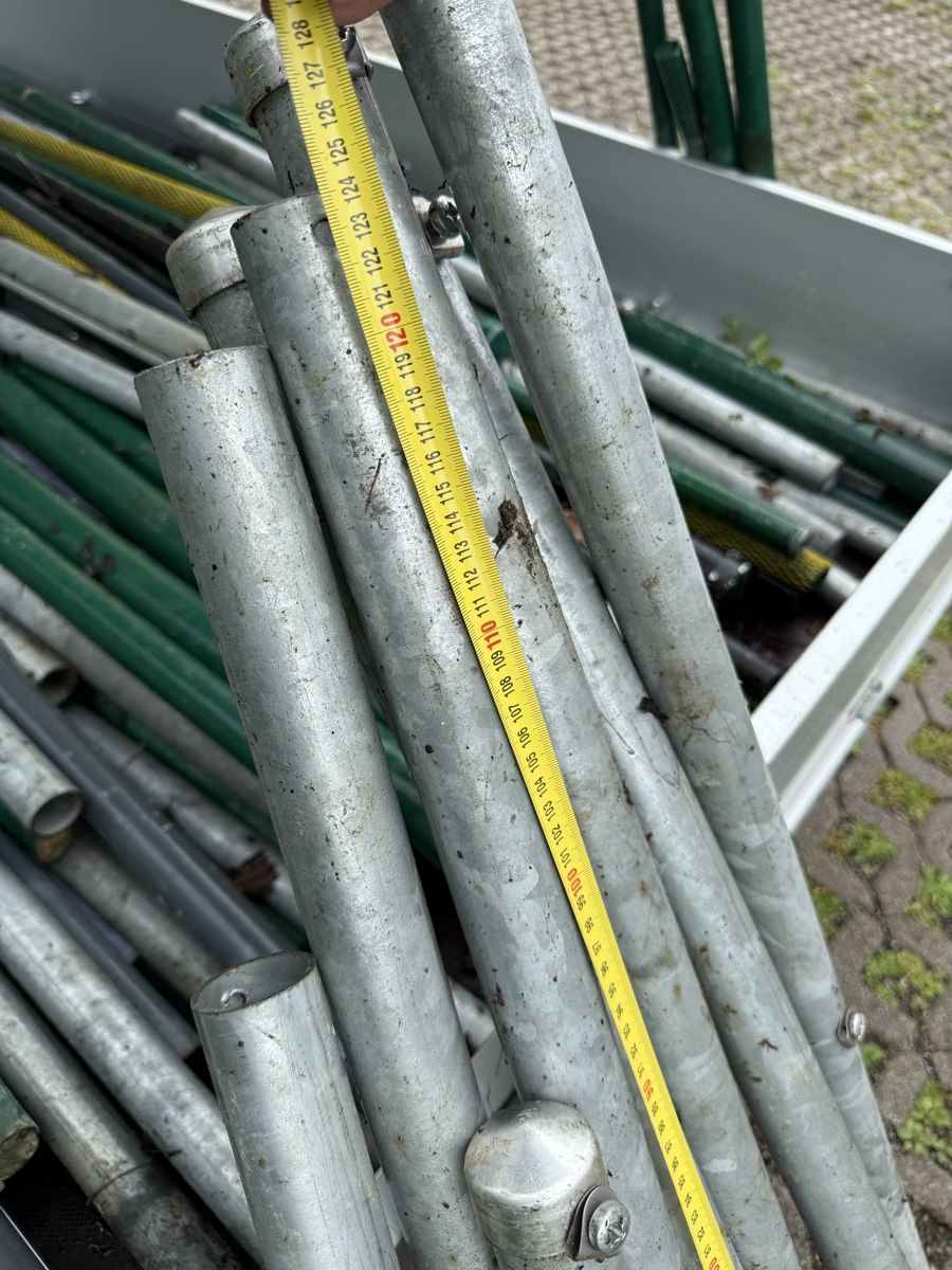 Recinzioni: Ab 1Fr Zaunpfosten – Usato da Oftringen venduto da sar_5sgb 1