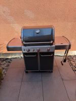 Weber Genesis E-330 Gasgrill (2011) inkl. Zubehör