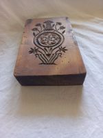 Moule ancien en bois sculpté pour biscuits ou beurre