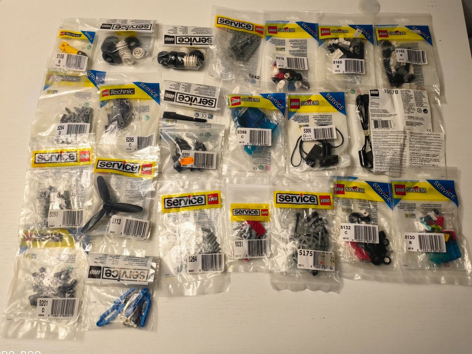 Lego Kit di costruzioni: LEGO® Technic/System Service Pack Bundle - NEU – Nuovo e nell'imballaggio originale da Amriswil venduto da Brickcollector-OstCH