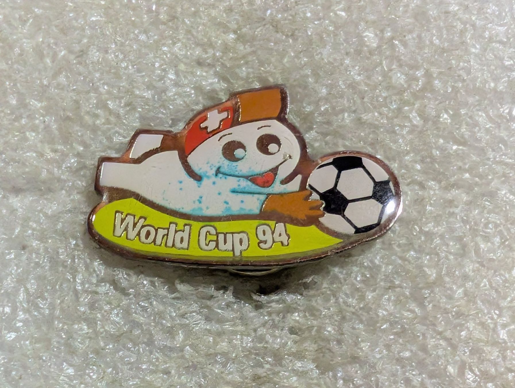 Placchette & Badge: Ansteckpin 3: Maga Bio – Usato da Oppligen venduto da Pin-Fall-Shop