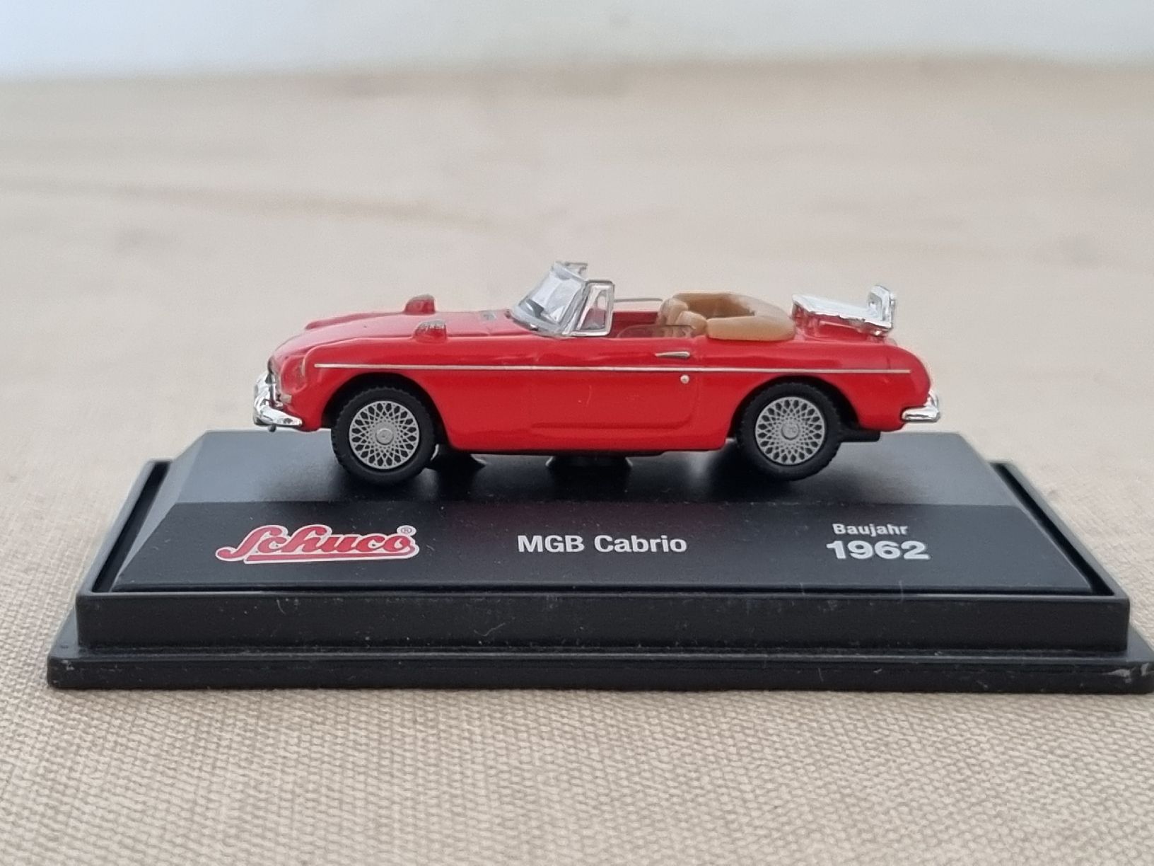 Schuco Modellini d'auto: Schuco MGB Cabrio – Nuovo (secondo la descrizione) da Pratteln venduto da heinz321 1
