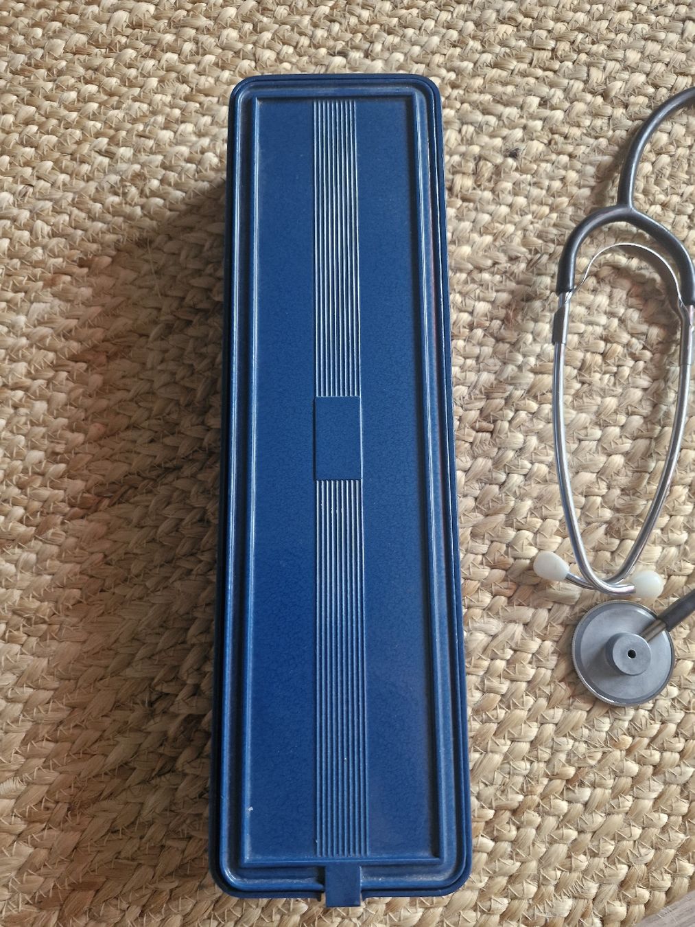 Attrezzature mediche: Table Sphygmanometer Blood Pressure Mercury – Usato da Ipsach venduto da solune 2