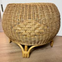70er Rattan Korbgeflecht Bambus Rund Fuß Hocker