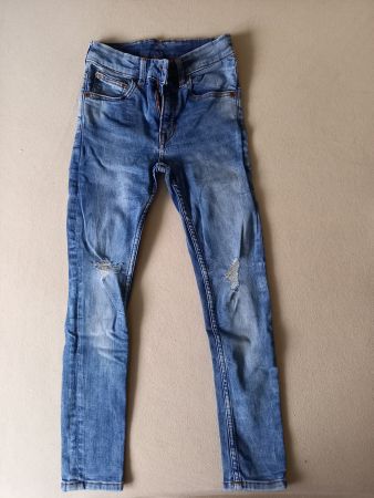 Jeans H&M Gr. 122 super skinny fit