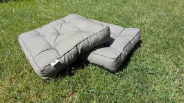 Outdoor Sitzkissen / Bodenkissen  2x