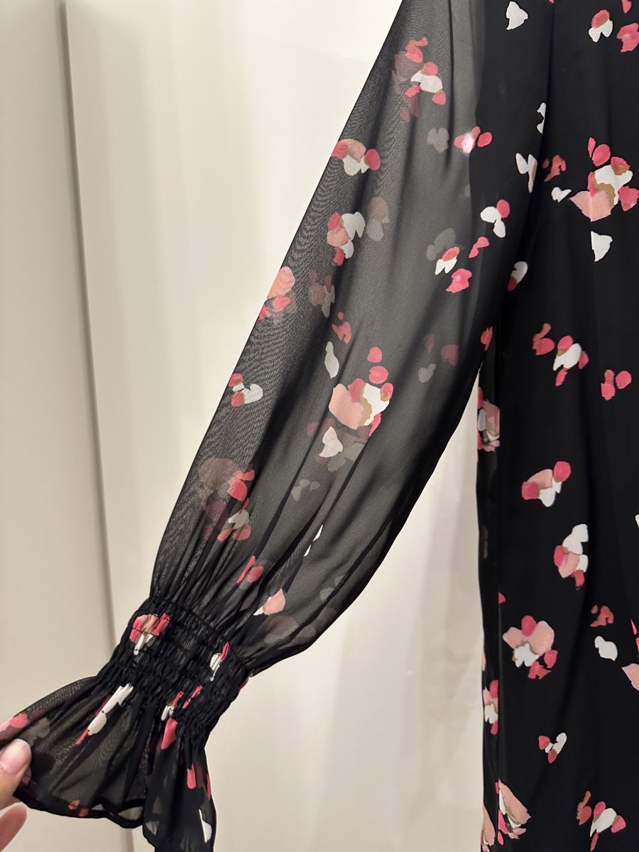 H&M Kleider: Elegantes Blumenkleid mit transparenten Ärmeln Gr. 36 – Gebraucht aus Perlen von H.Spa 1