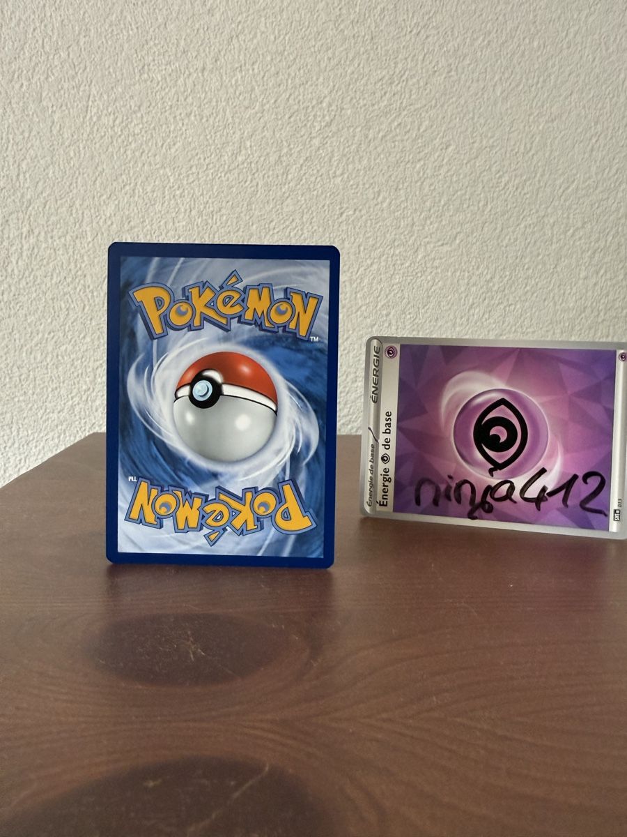 Pokémon Carte collezionabili: Évoli SVP 173 – Nuovo (secondo la descrizione) da La Tour-de-Peilz venduto da ninja412 1