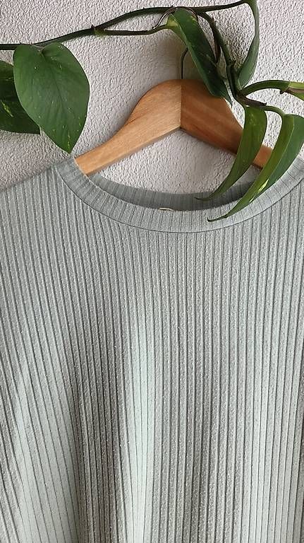 T-shirt: T-shirt gr. S – Usato da Eglisau venduto da marasofia 1
