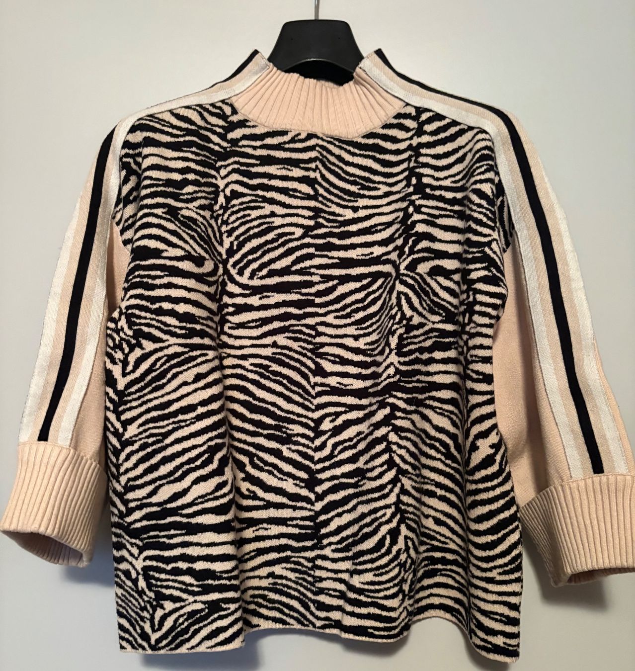 Pullover & Sweatshirts: Pullover bianco e nero – Gebraucht aus Viganello von Orisole