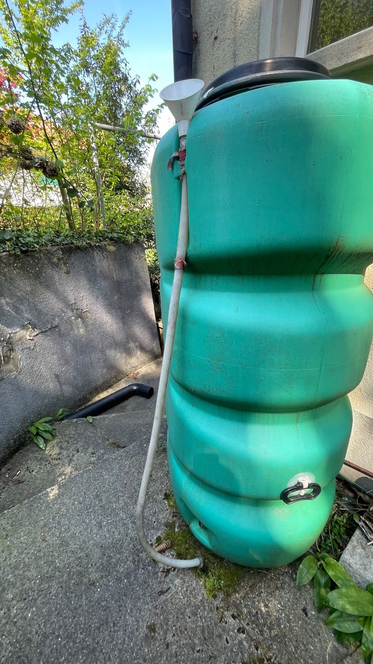 Annaffiatura & Irrigazione: Regentonne / Regenwassertank ca. 1.000 Liter – Usato da Othmarsingen venduto da ami_9f5j