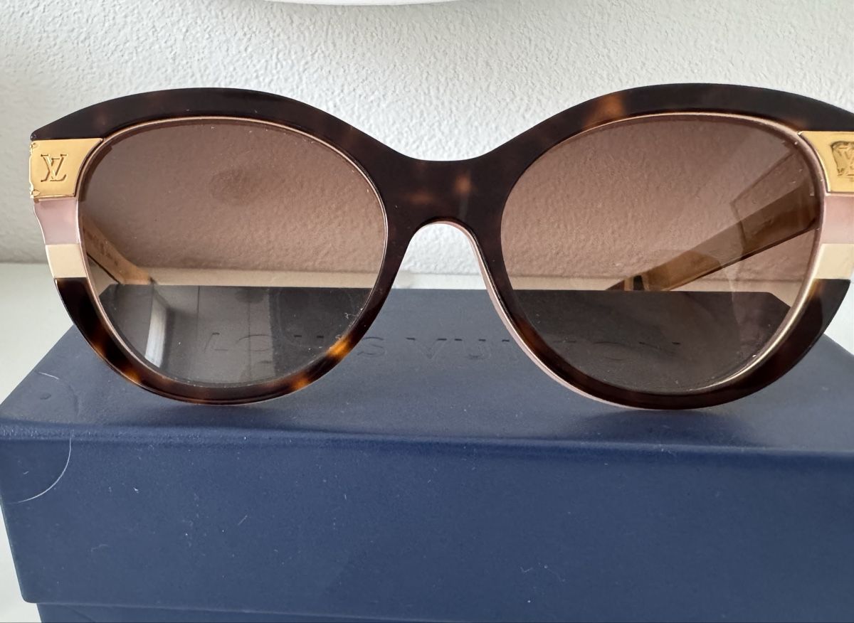 Louis Vuitton Occhiali & Lenti: Louis Vuitton Sonnenbrille – Nuovo (secondo la descrizione) da Nänikon venduto da Belle1605 5