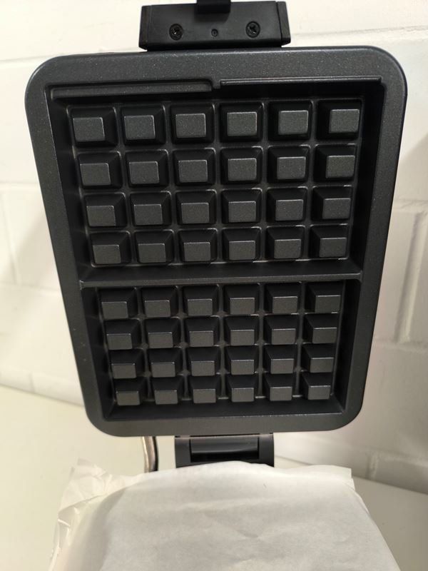 Küchengeräte: KRUPS Waffle Maker – Neu (gemäss Beschreibung) aus Rüti ZH von Restwert_Rueti_ZH 3