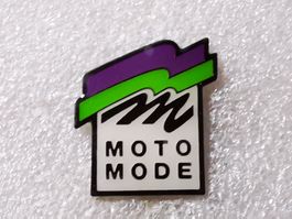Ansteckpin 44: Moto Mode