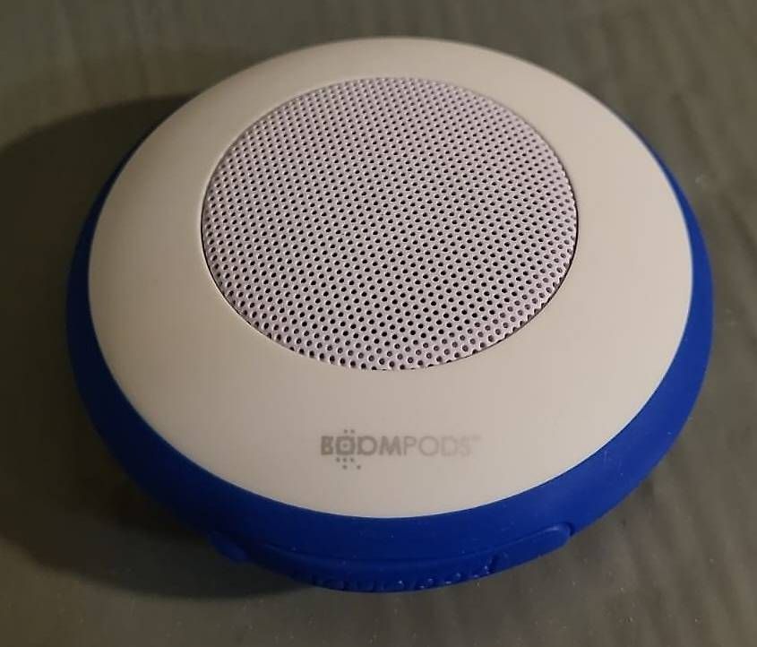 Haut-parleurs: Boompods Aquapod Bluetooth Speaker Kit, waterproof Viola – Neuf avec emballage d'origine à Curio par mia_vb5z 3