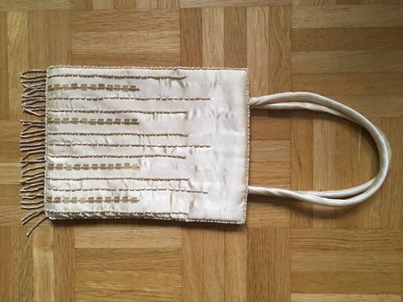 Abendtasche mit Pailletten