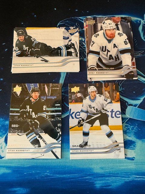 NHL Carte collezionabili: NHL/Upper Deck Serie2/2025-2026/Base/Utah Mammoth – Nuovo (secondo la descrizione) da Jegenstorf venduto da Hcm