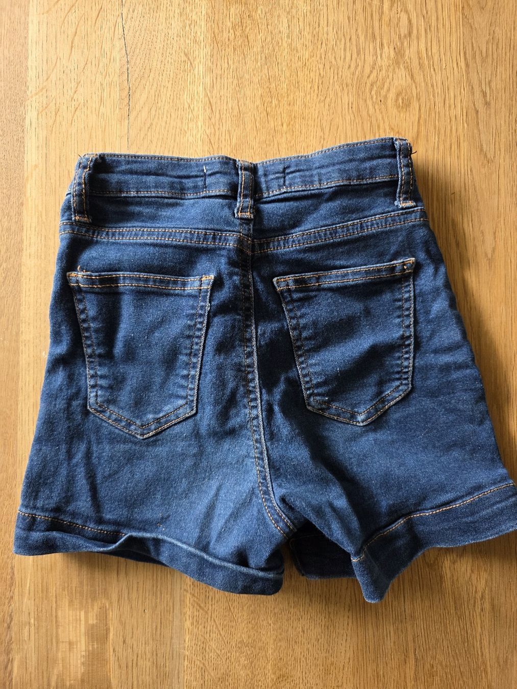 Jeans: Jeans Short Tally Weijl Grösse 32 – Usato da Altstätten SG venduto da Carrybones 1