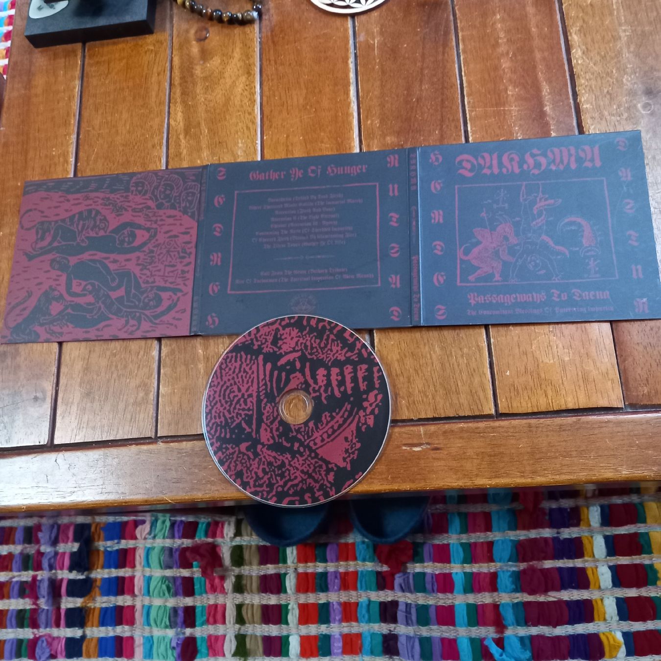 CD: dakhma - passageways...(digi) – Usato da St-Cergue venduto da VeganWarrior