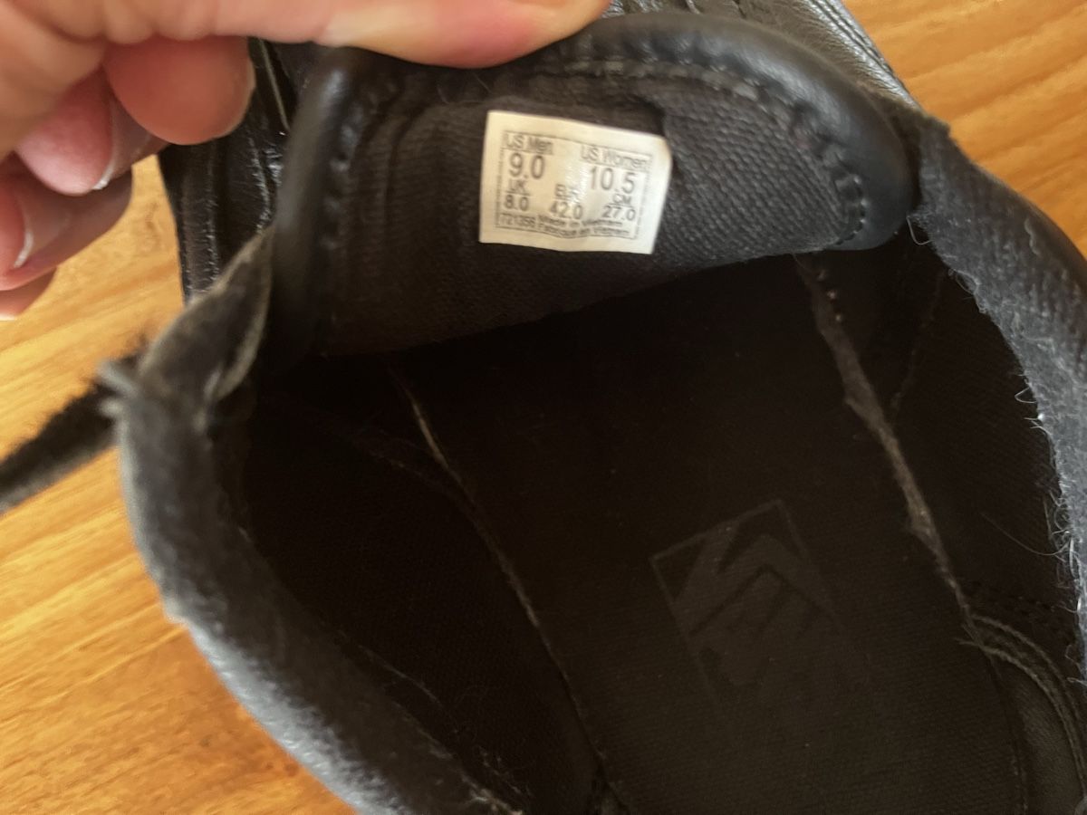 Vans Scarpe da uomo: VANS LEDERSCHUHE MIT KLETTVERSCHLUSS GR. 42 – Usato da Biel-Benken BL venduto da vomfluss 3