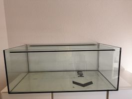 Kleintiergehege und Glasterrarium mit div. Zubehör