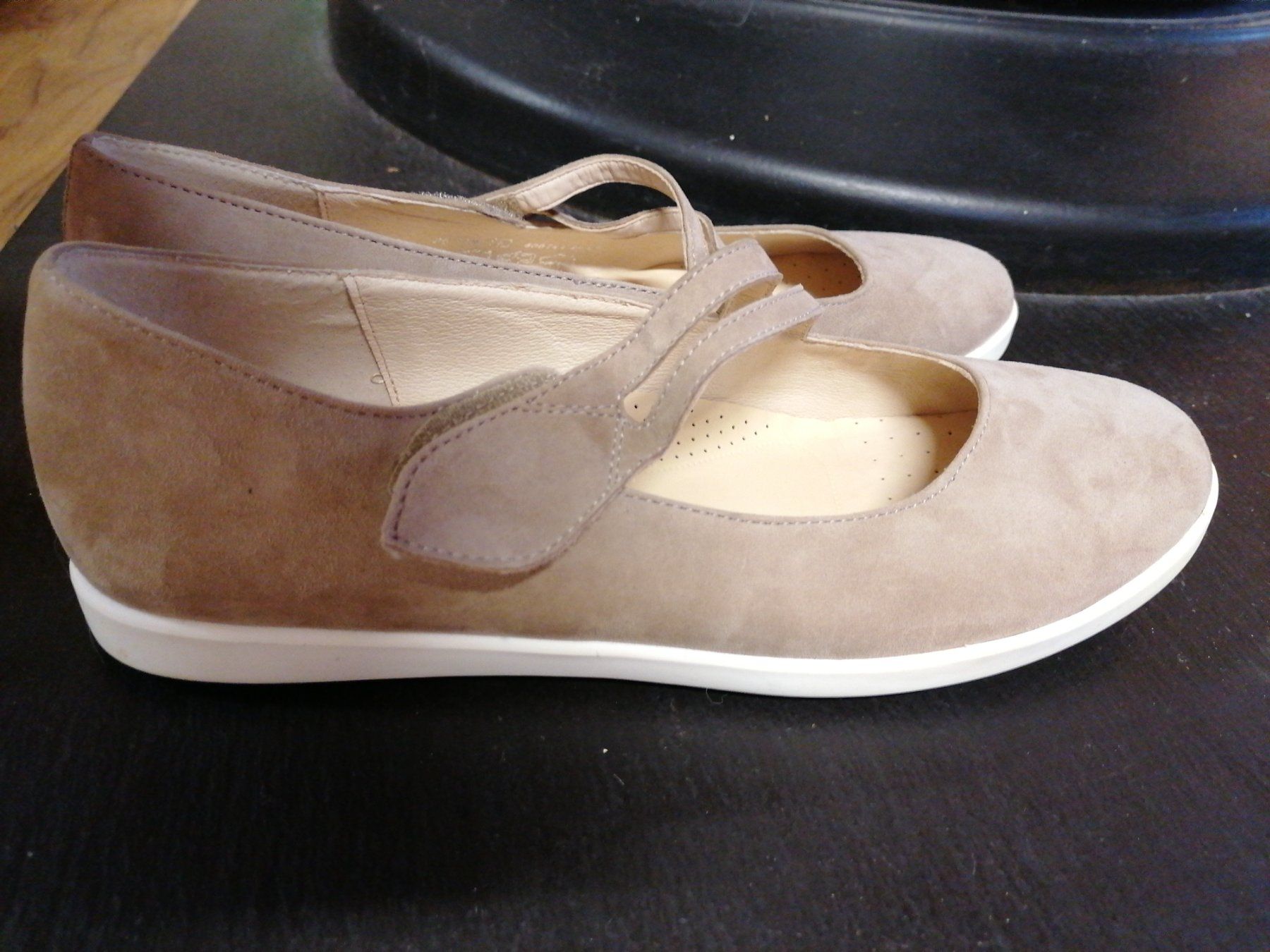 Gabor Scarpe da donna: Chaussure Gabor gr 42(8G), – Nuovo e nell'imballaggio originale da Bassecourt venduto da Adeli16 2