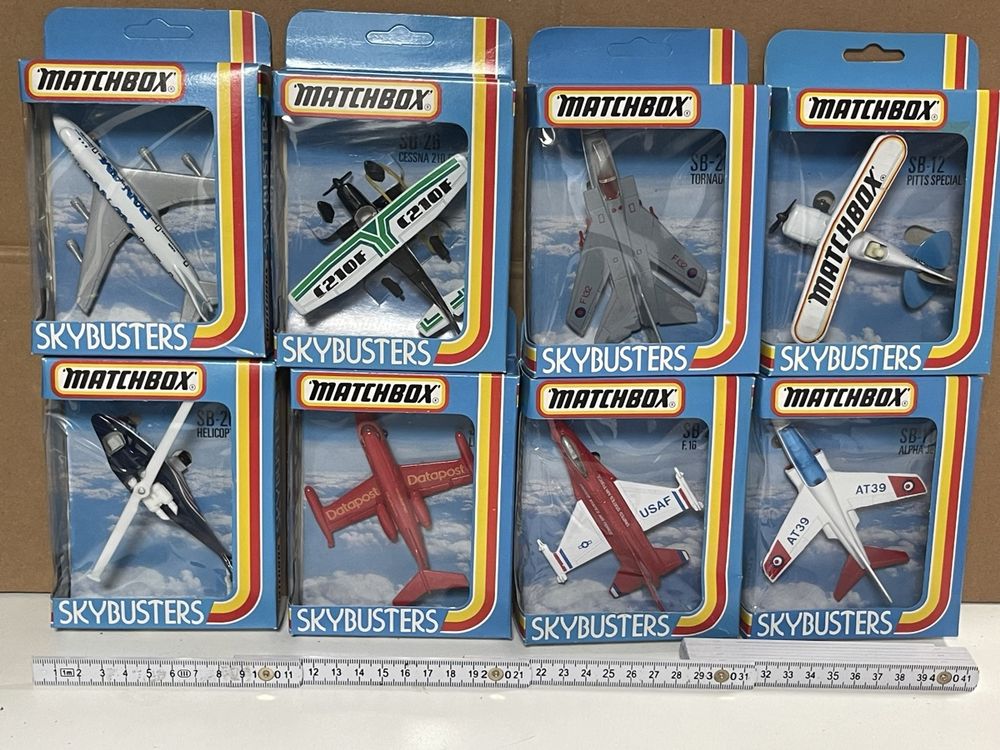 LOT DE d avions en plastique et fer guerre EUR 12,00 - FR