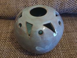 Handgemachte Vase, bemalt