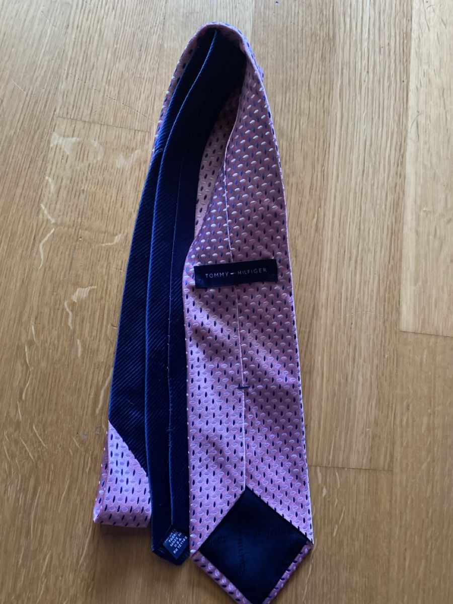 Tommy Hilfiger Krawatten: Tommy Hilfiger Tie – Neu (gemäss Beschreibung) aus Buttikon SZ von Maxwelltime 1