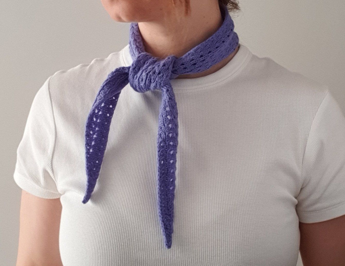 Foulard & Sciarpe: Mini scarf, Strickschal, Handgestrickt, Unikat, Geschenk – Nuovo e nell'imballaggio originale da Neunkirch venduto da Sandramay 5