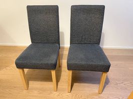 2 Stühle