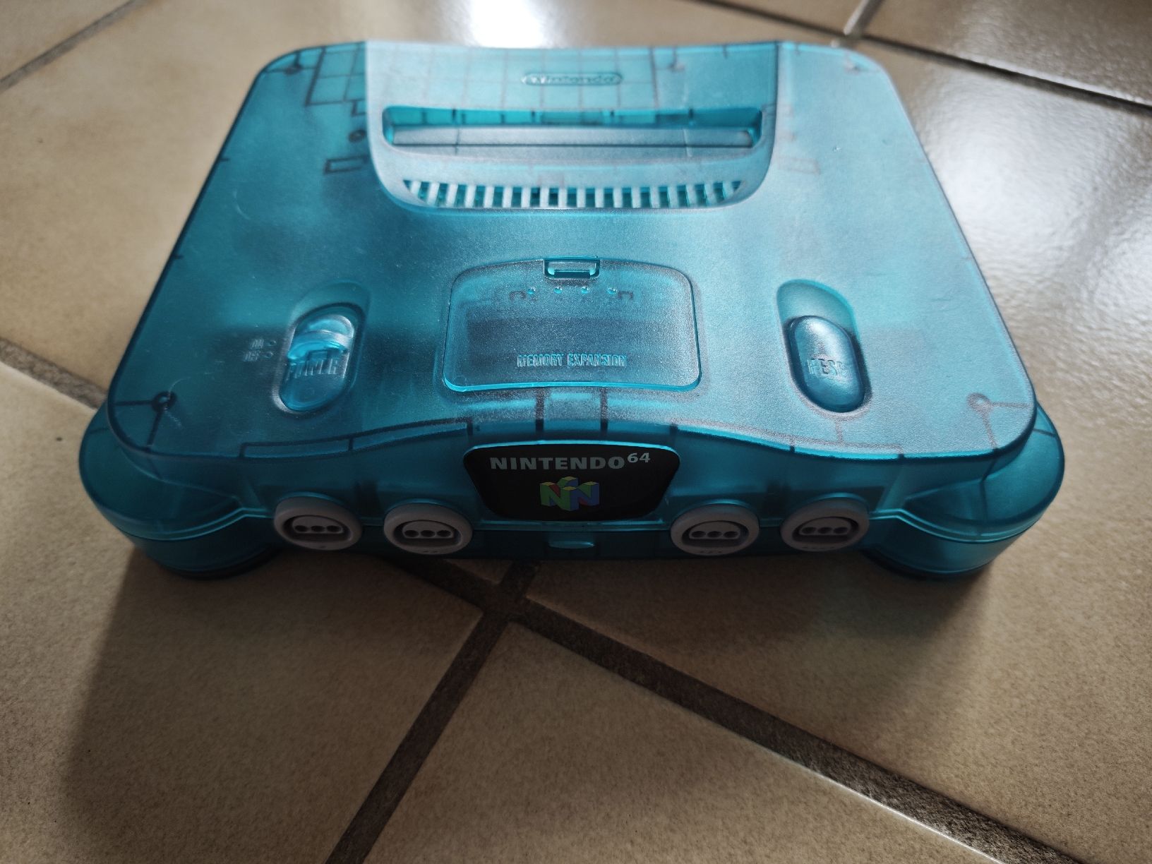 Nintendo Konsolen: Nintendo 64 transparent türkis mit 5 Games – Gebraucht aus Leibstadt von Rova 3