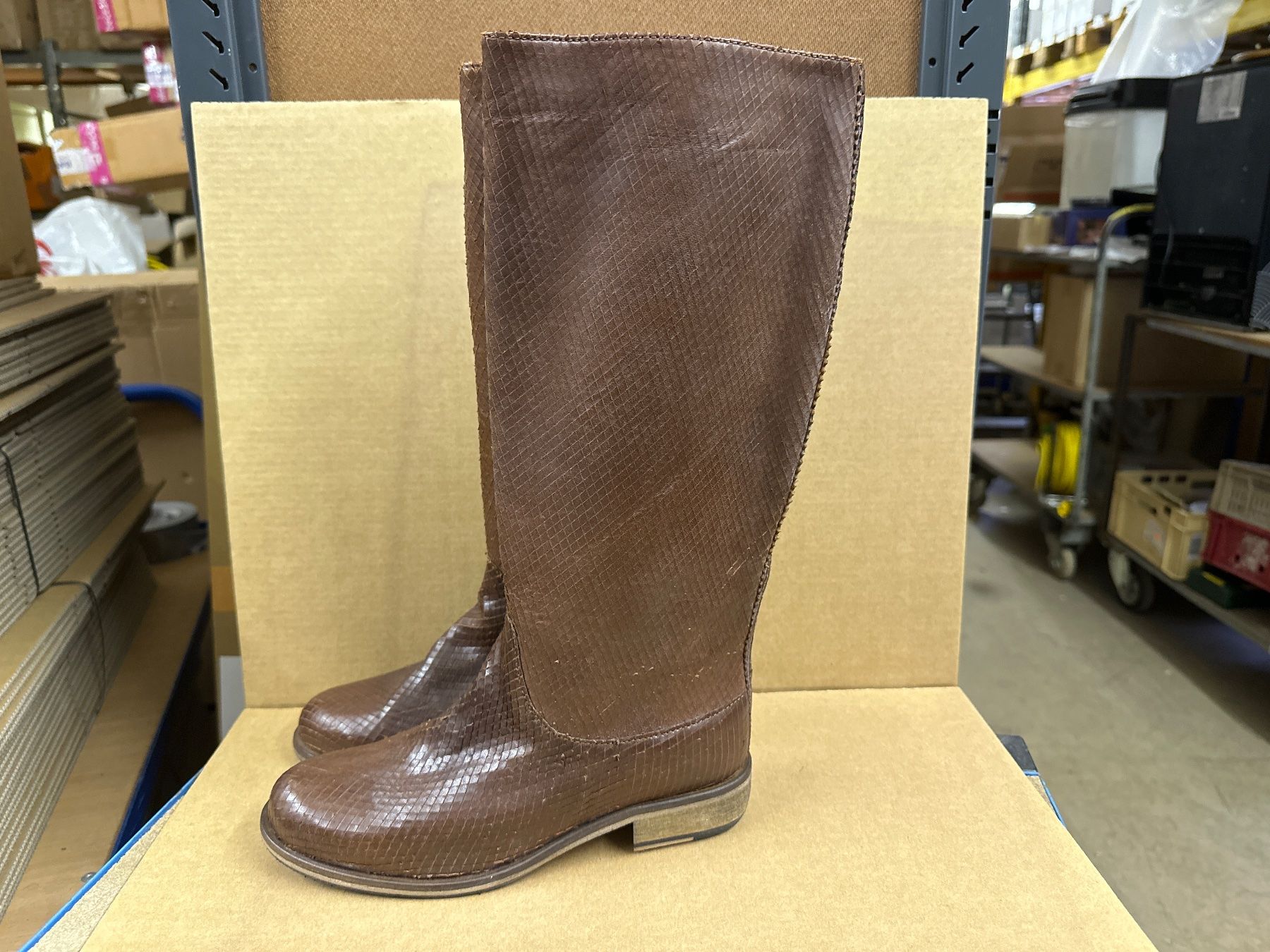 Scarpe da donna: neuer Stiefel braun Grösse 37 – Nuovo e nell'imballaggio originale da Necker venduto da liq24 1